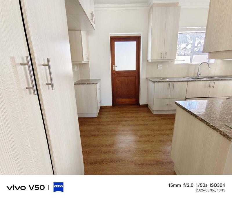 2 Bedroom Property for Sale in Heiderand Western Cape